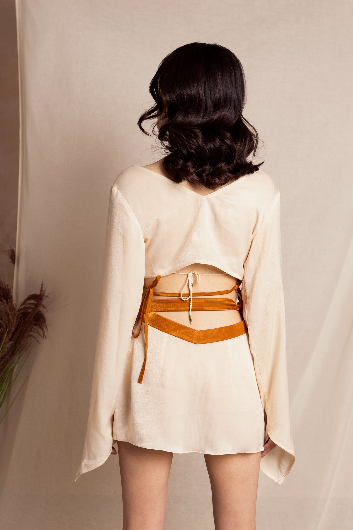 Palmera Tie Skirt In Champagne